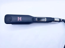 Load image into Gallery viewer, 1.25" Titanium Flat Iron
