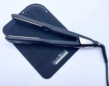 Load image into Gallery viewer, Black Heat Resistant Mat
